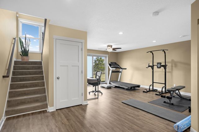 11136 6th Street Circle N, Lake Elmo, MN 55042