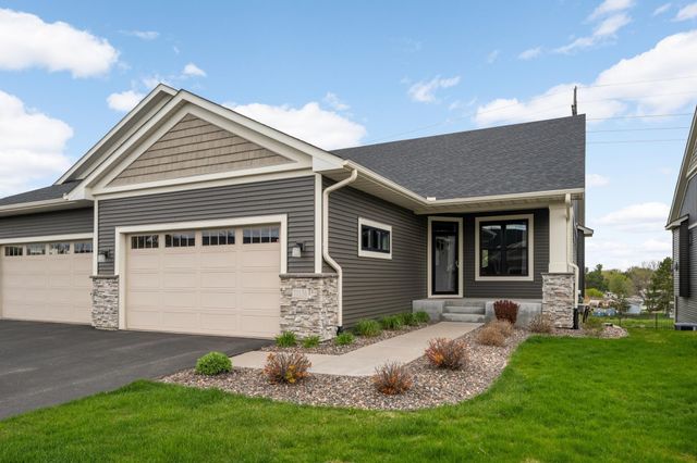11136 6th Street Circle N, Lake Elmo, MN 55042