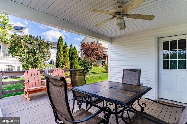 16 WETHERBURN RD, Enola, PA 17025