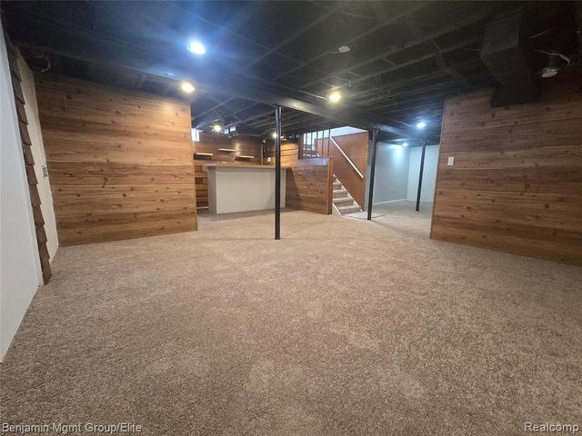 9560 Dixie, Redford, MI 48239