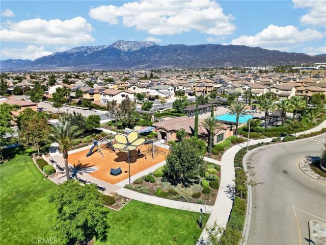 7014 Alderwood, Fontana, CA 92336