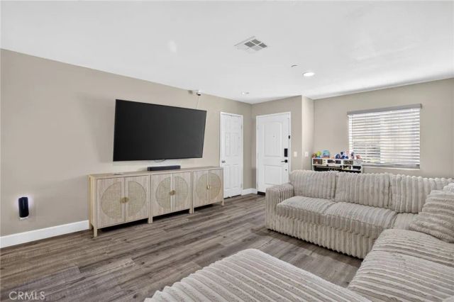 7014 Alderwood, Fontana, CA 92336