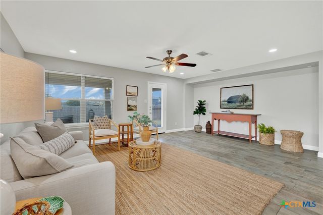 1442 Jordan Crossing, New Braunfels, TX 78130