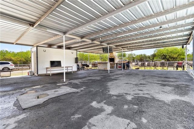 135 Owassa Road, Alamo, TX 78516