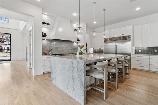 3401 Saint Johns Drive, Highland Park, TX 75205