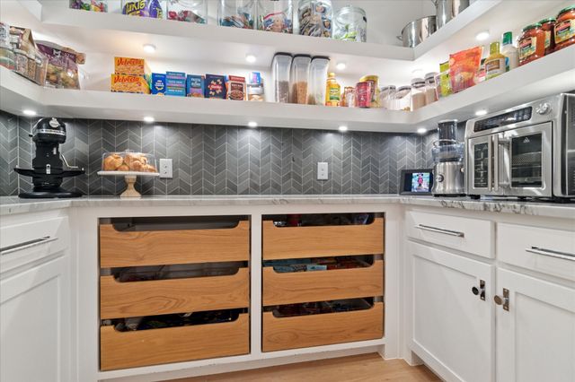 3401 Saint Johns Drive, Highland Park, TX 75205