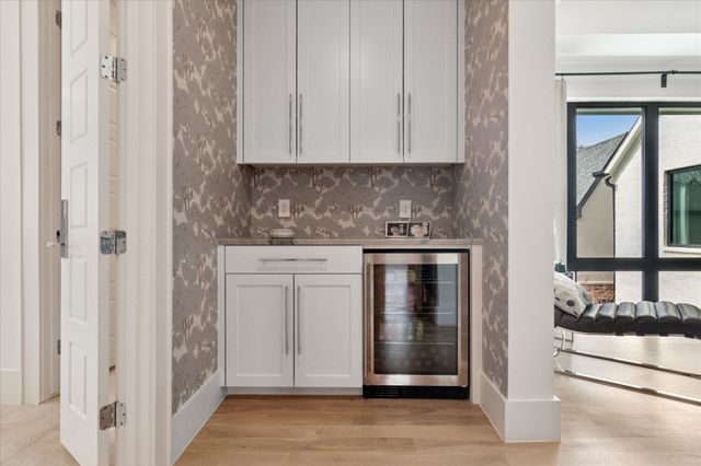 3401 Saint Johns Drive, Highland Park, TX 75205