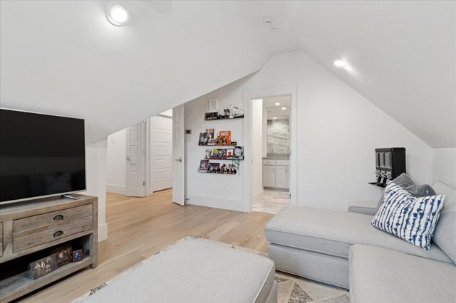 3401 Saint Johns Drive, Highland Park, TX 75205