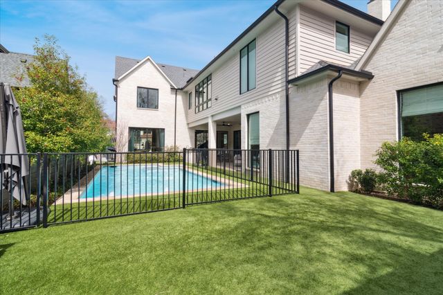 3401 Saint Johns Drive, Highland Park, TX 75205