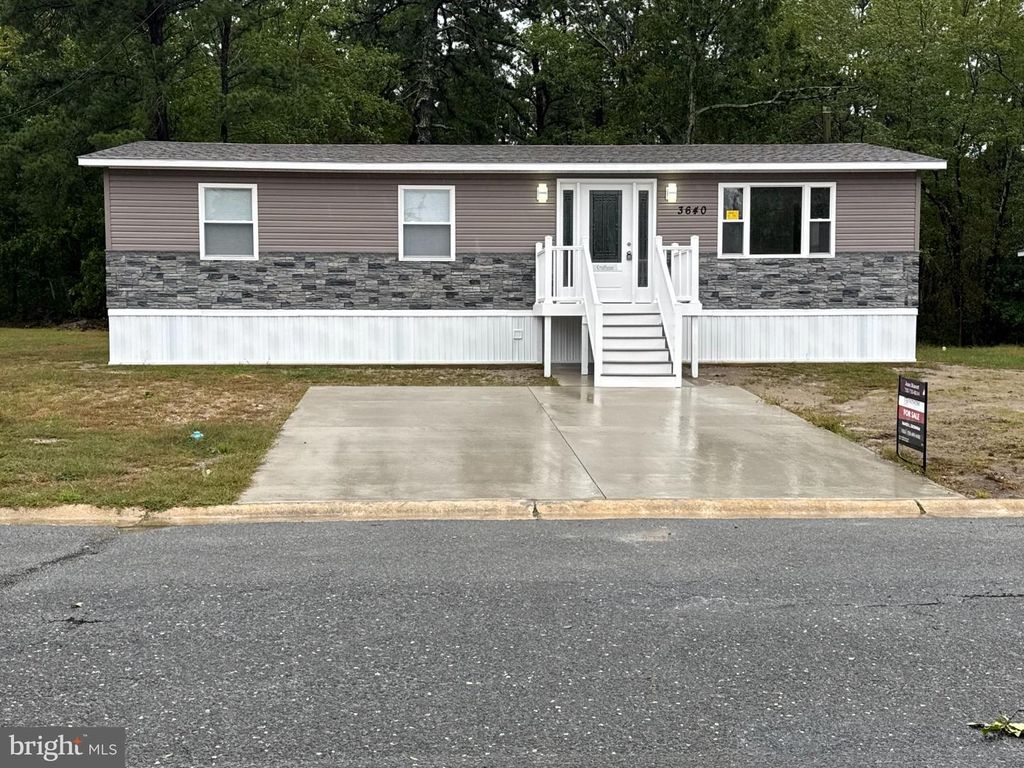 3640 WEYMOUTH RD, BROWNS MILLS, NJ 08015 — photo 2
