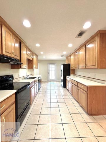 109 Virginia Lane NE, Ludowici, GA 31316