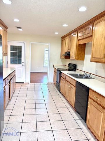 109 Virginia Lane NE, Ludowici, GA 31316
