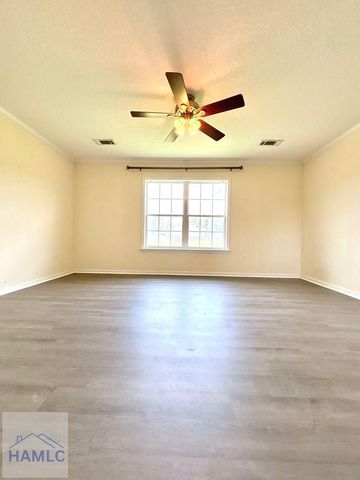 109 Virginia Lane NE, Ludowici, GA 31316