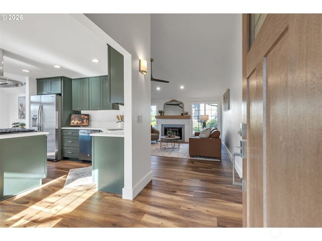 1402 NW 30th Avenue, Camas, WA 98607