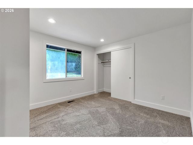 1402 NW 30th Avenue, Camas, WA 98607