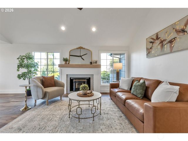 1402 NW 30th Avenue, Camas, WA 98607