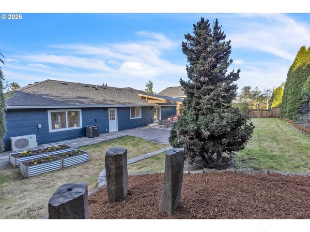 1402 NW 30th Avenue, Camas, WA 98607