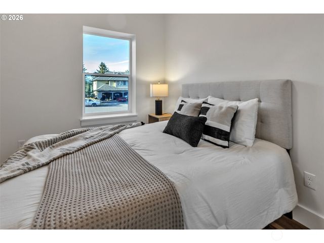 1402 NW 30th Avenue, Camas, WA 98607