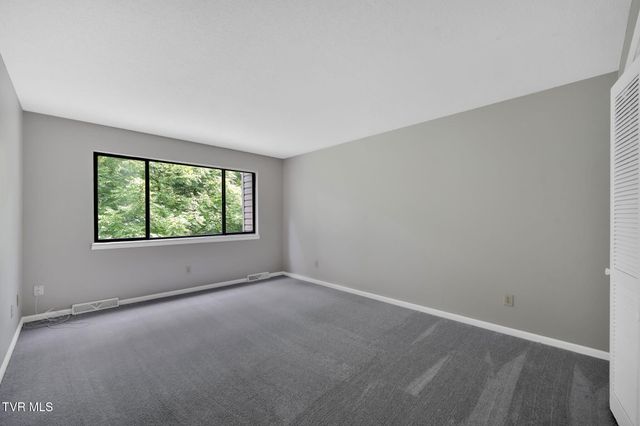 1559 Colony Park Drive 37, Johnson City, TN 37604