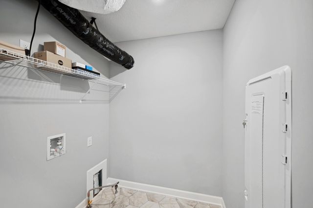 21789 Lilac Drive, Farmington, MN 55024