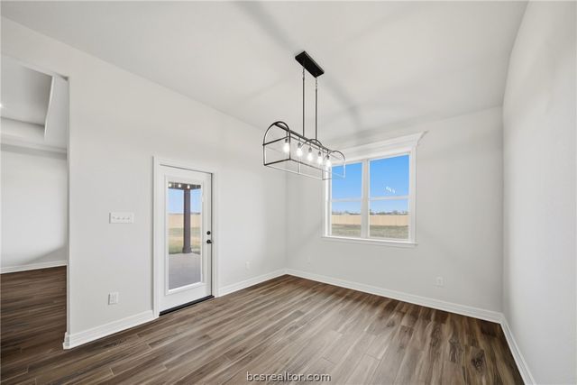 105 Court-Side Drive, Snook, TX 77878