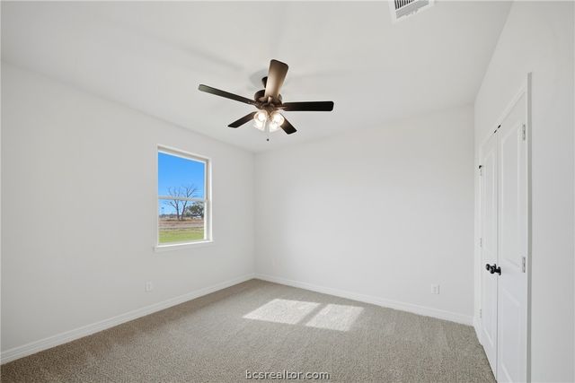 105 Court-Side Drive, Snook, TX 77878