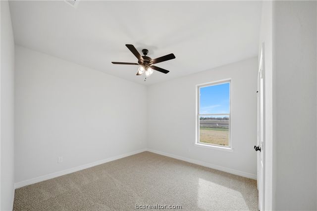 105 Court-Side Drive, Snook, TX 77878