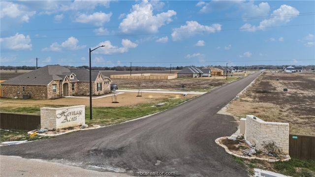 105 Court-Side Drive, Snook, TX 77878