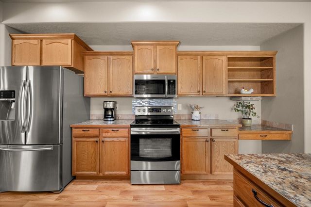 9420 W Ballesteros Ct, Cheney, WA 99004