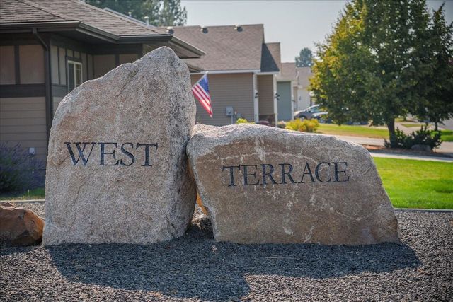 9420 W Ballesteros Ct, Cheney, WA 99004