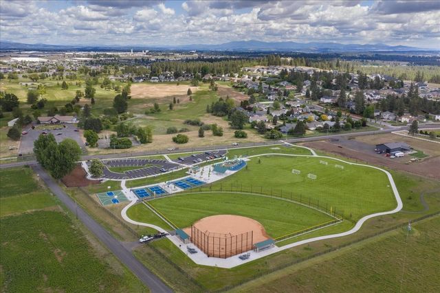9420 W Ballesteros Ct, Cheney, WA 99004