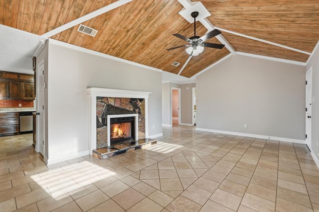 19 Rosanne Dr, Conway, AR 72034