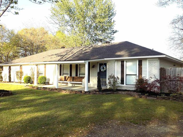 19 Rosanne Dr, Conway, AR 72034