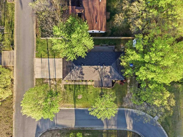 19 Rosanne Dr, Conway, AR 72034