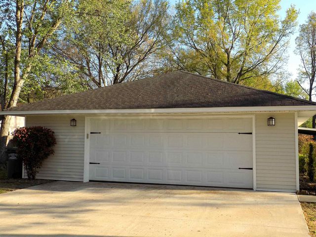 19 Rosanne Dr, Conway, AR 72034