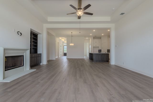 10868 Chestnut Warbler, New Braunfels, TX 78132