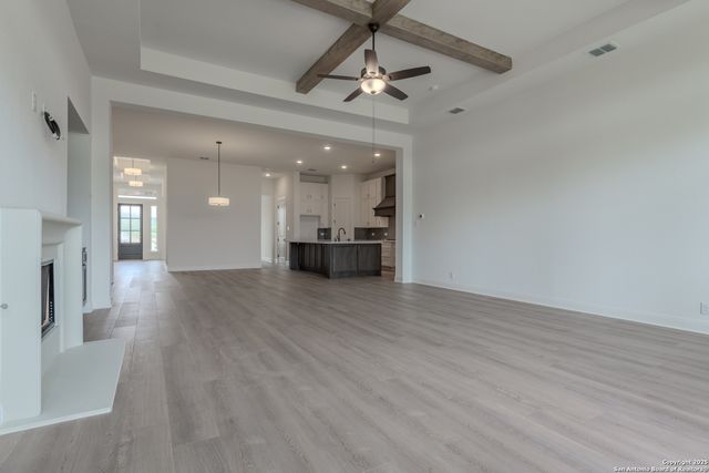 10868 Chestnut Warbler, New Braunfels, TX 78132