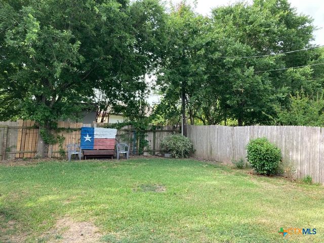 1309 Mallard Lane, Taylor, TX 76574