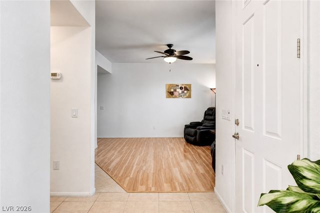 10190 Deerfield Beach Avenue 102, Las Vegas, NV 89129