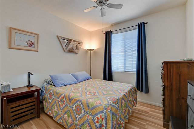 10190 Deerfield Beach Avenue 102, Las Vegas, NV 89129