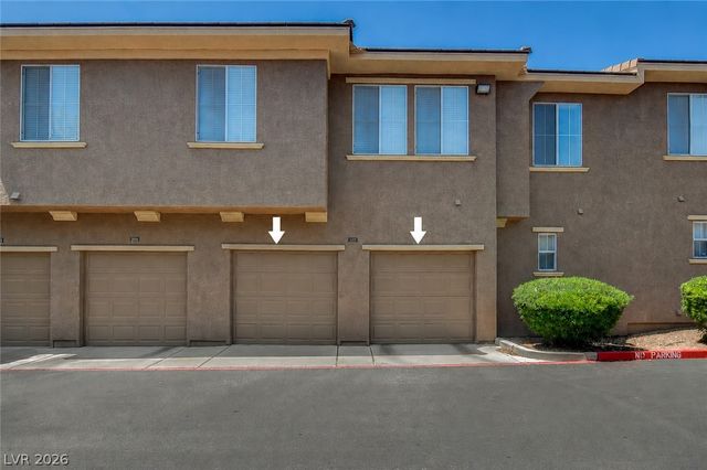 10190 Deerfield Beach Avenue 102, Las Vegas, NV 89129