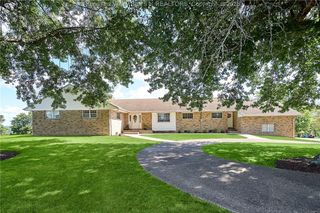 402 Highlawn Drive, Ripley, WV 25271