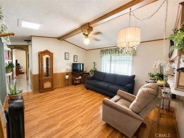 8600 Contreras 54, Paramount, CA 90723
