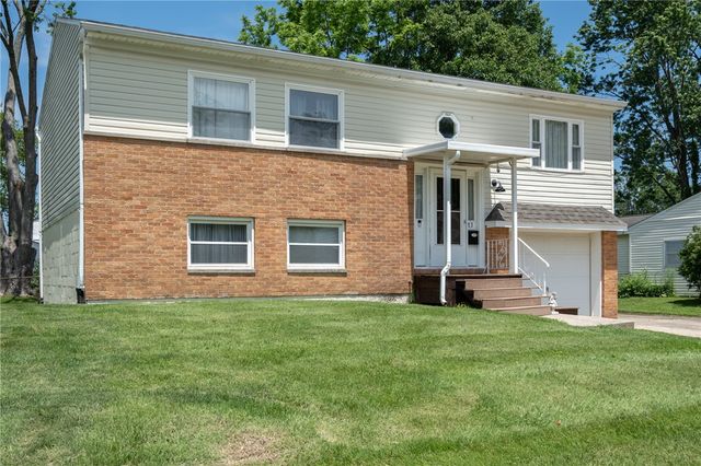 83 Joyce Drive, Fairborn, OH 45324