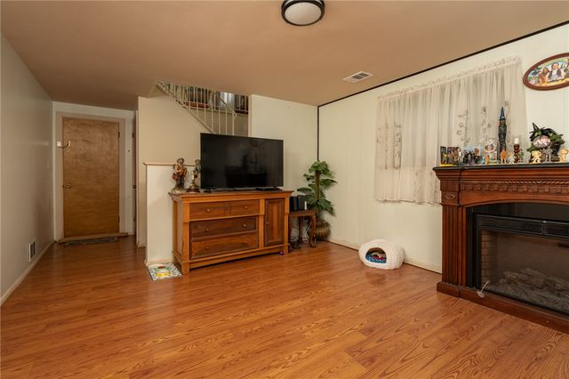 83 Joyce Drive, Fairborn, OH 45324