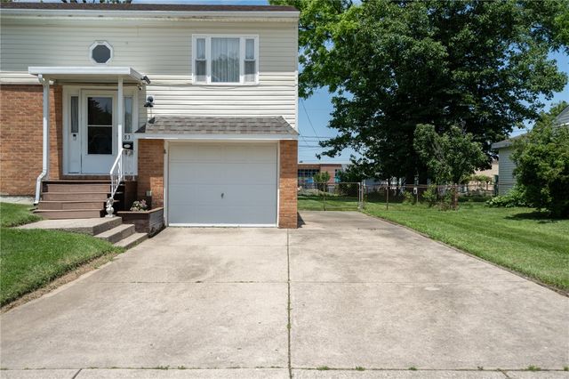 83 Joyce Drive, Fairborn, OH 45324