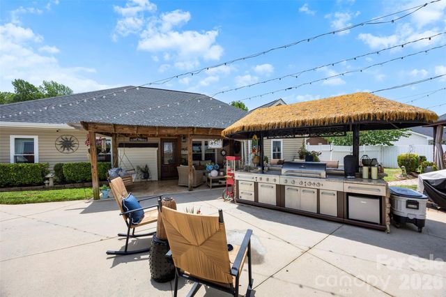 200 Brooks Drive, Stanley, NC 28164