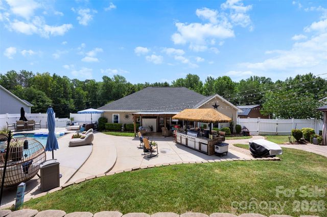 200 Brooks Drive, Stanley, NC 28164