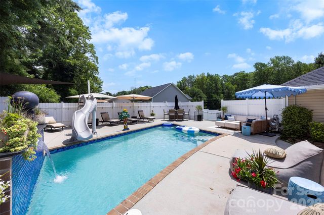 200 Brooks Drive, Stanley, NC 28164
