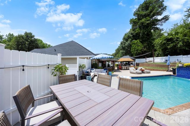 200 Brooks Drive, Stanley, NC 28164
